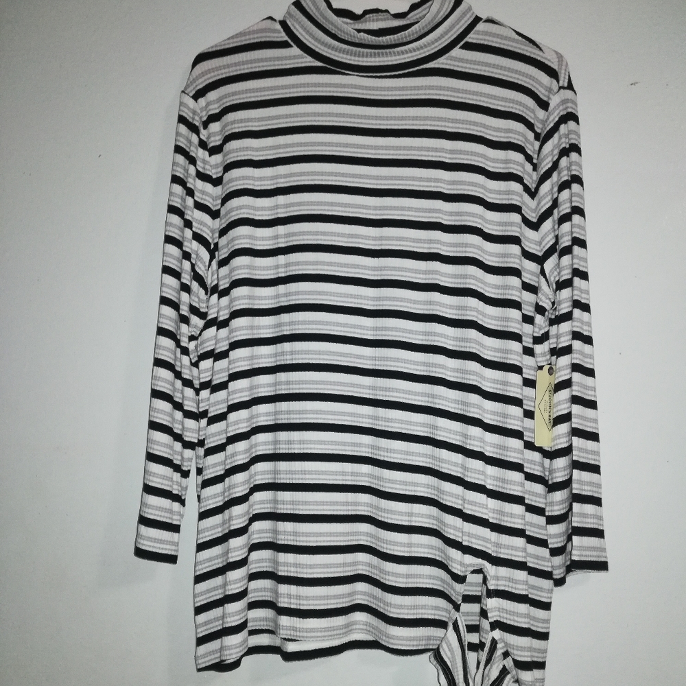 St John's Bay Women Stripe Long Sleeve Top Size XL NWT